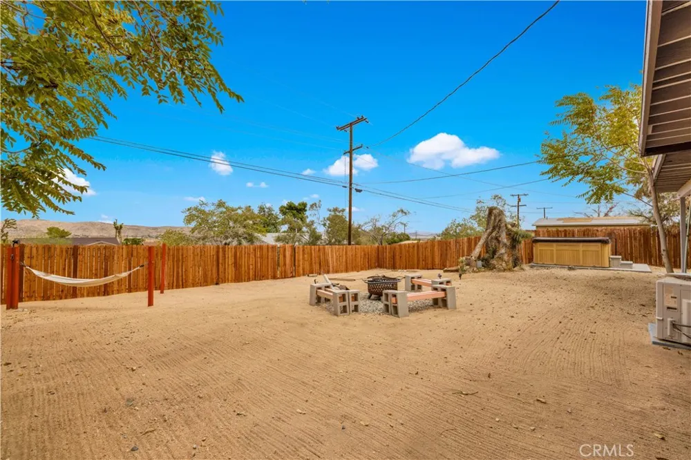 61542 Palm Vista Drive Joshua Tree, CA 92252