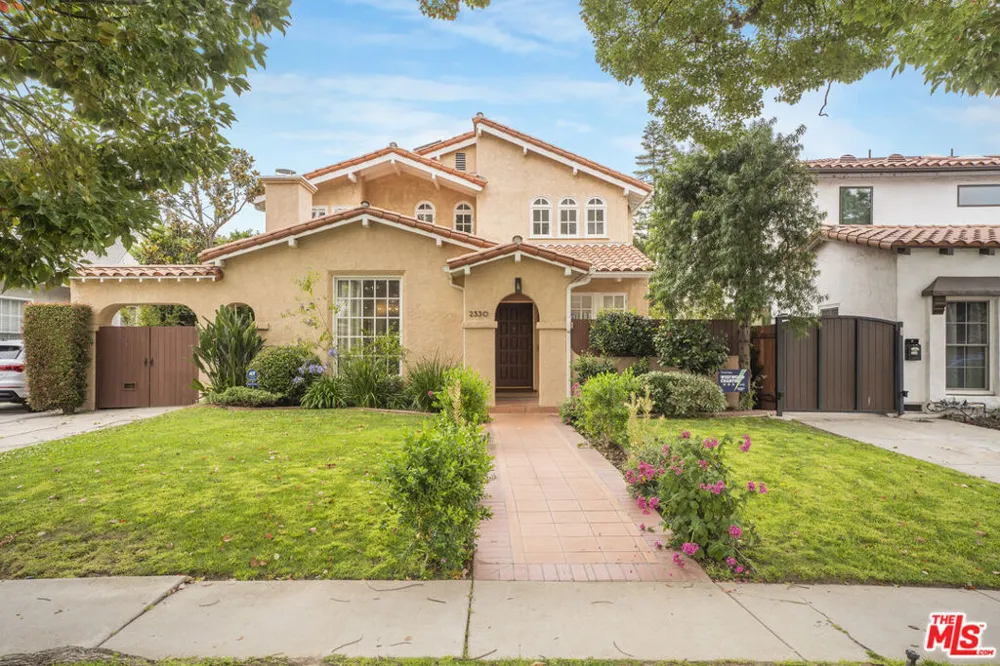2330 Midvale Avenue Los Angeles, CA 90064