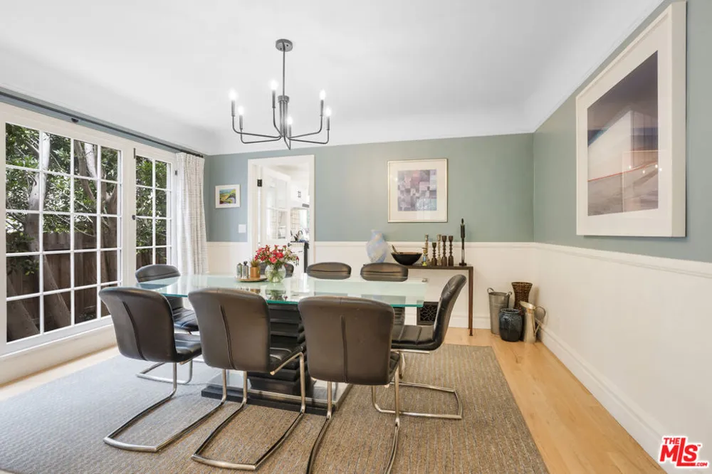 2330 Midvale Avenue Los Angeles, CA 90064