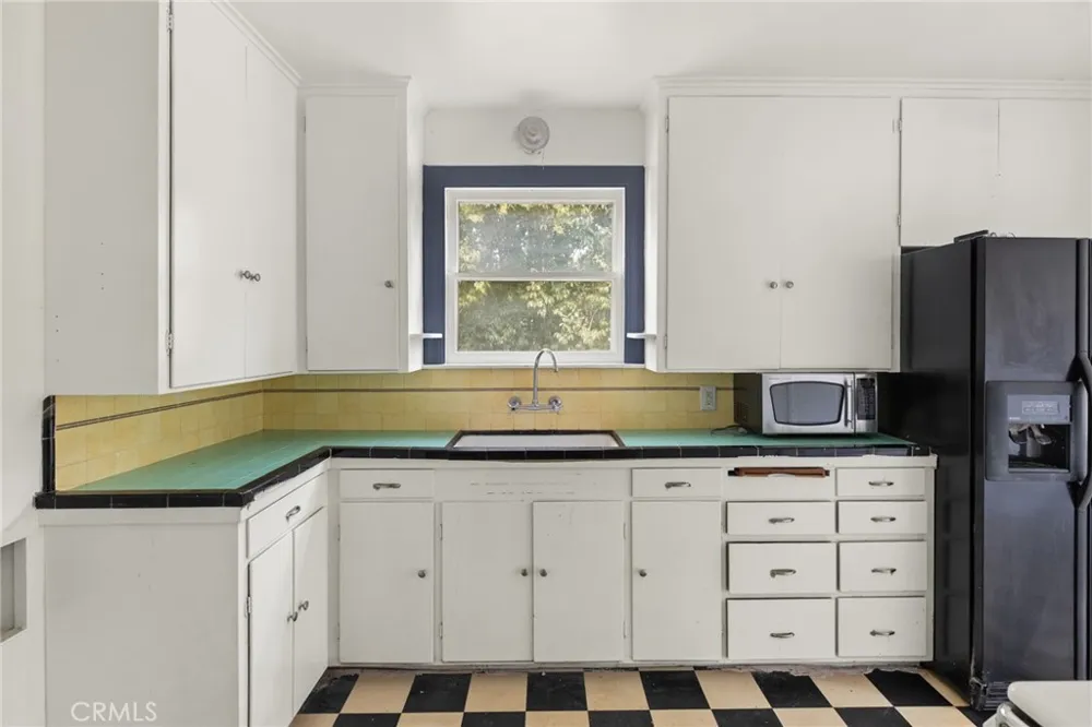 272 E 4th E.  Avenue Chico, CA 95926
