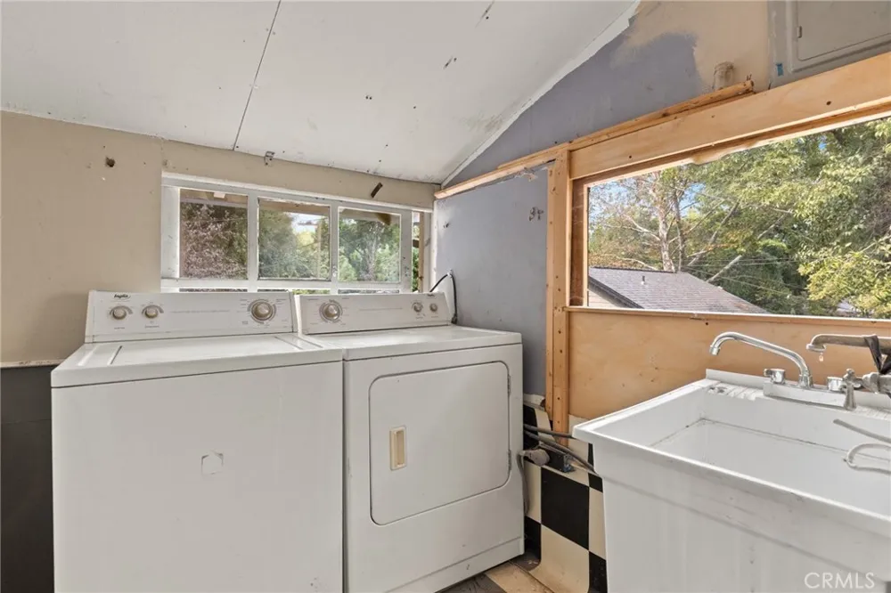 272 E 4th E.  Avenue Chico, CA 95926