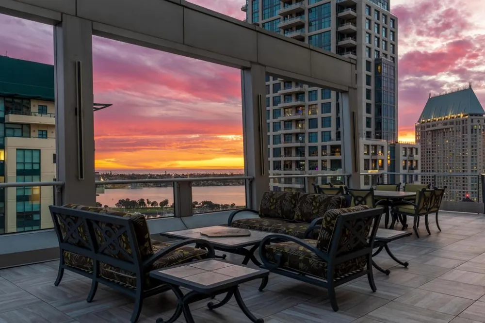 645 Front St #2204 San Diego, CA 92101