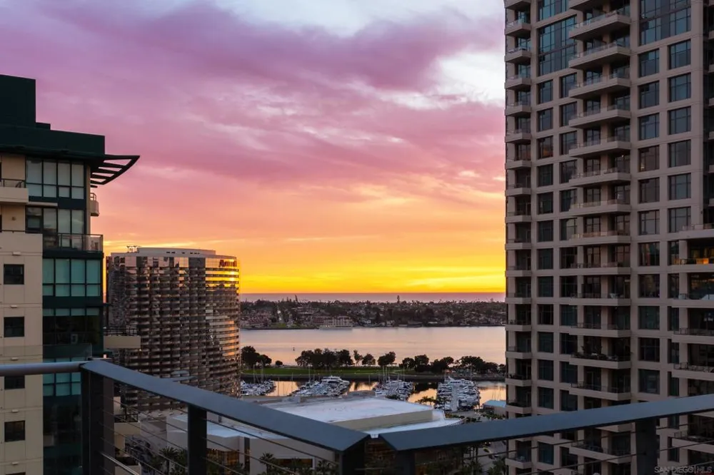 645 Front St #2204 San Diego, CA 92101