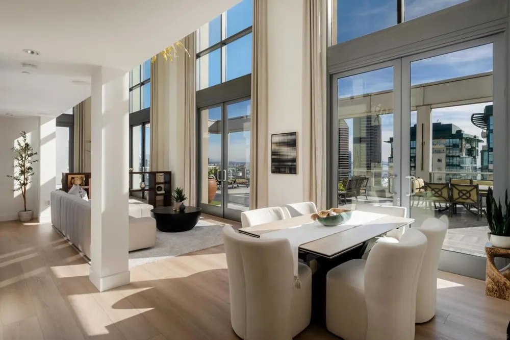 645 Front St #2204 San Diego, CA 92101
