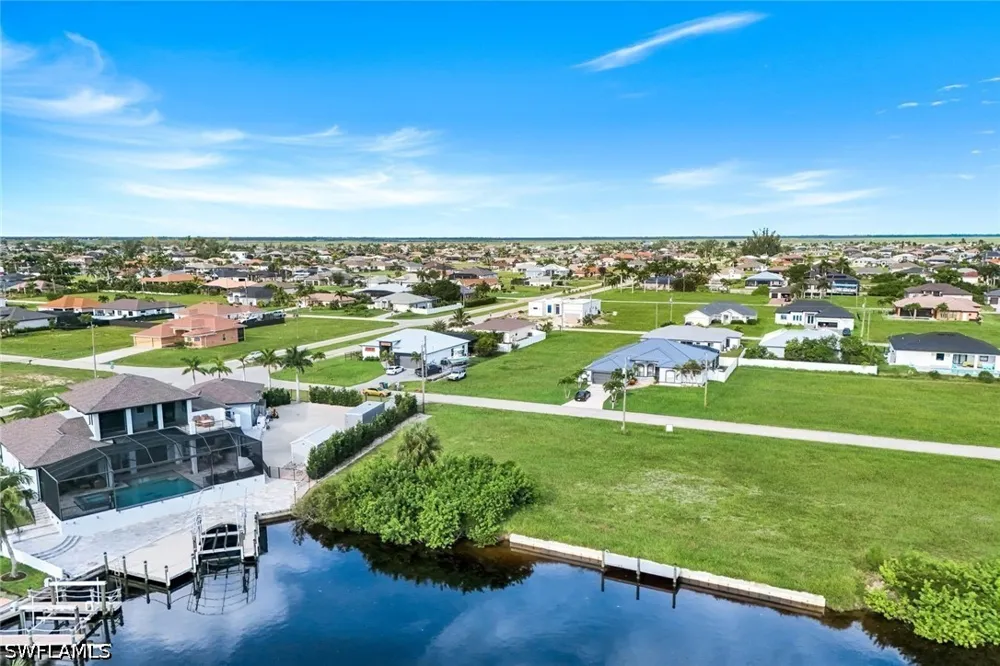 NW 35TH AVENUE Cape Coral, FL 33993