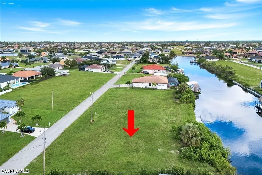 NW 35TH AVENUE Cape Coral, FL 33993