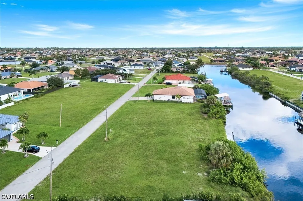 NW 35TH AVENUE Cape Coral, FL 33993