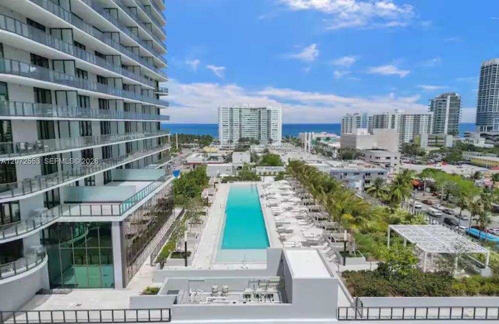 580 72nd #1713 Miami Beach, FL 33141