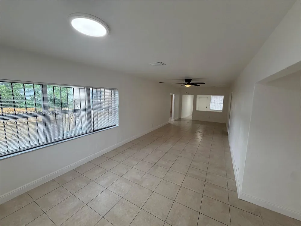 1311 NE 157 ST North Miami Beach, FL 33162