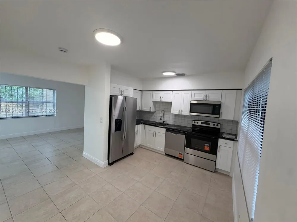 1311 NE 157 ST North Miami Beach, FL 33162