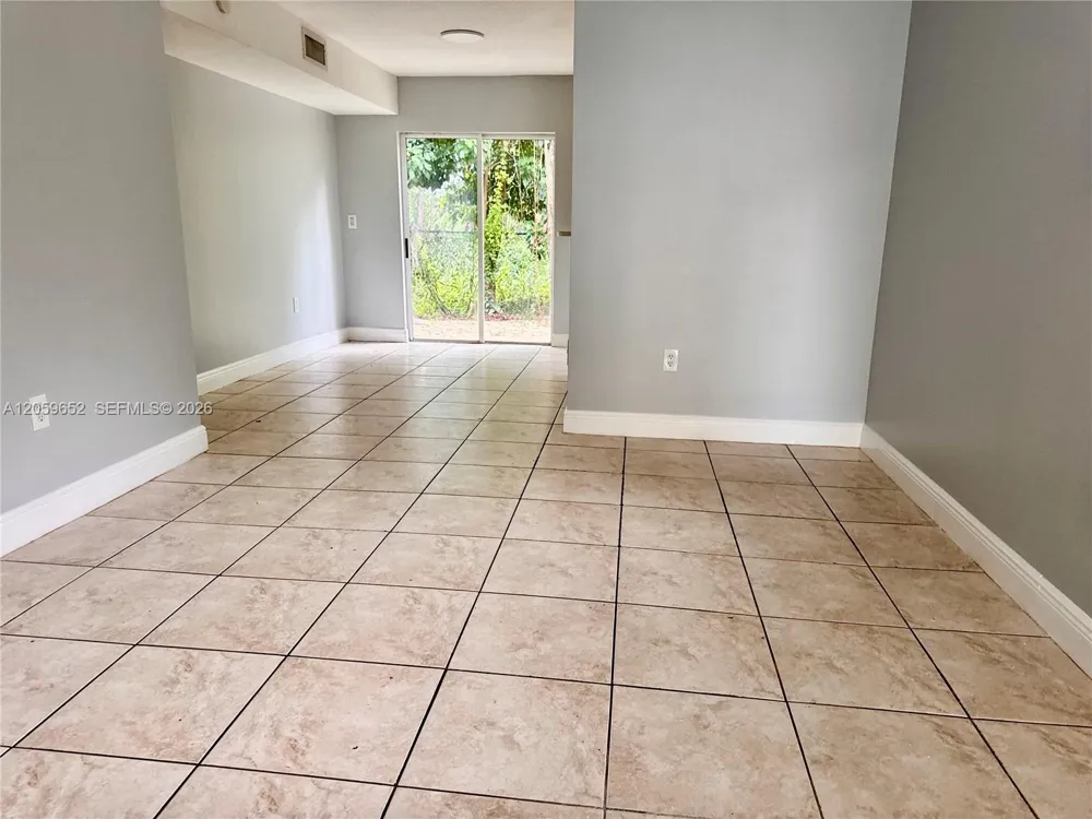 1250 SE 31st Ct #106-33 Homestead, FL 33035