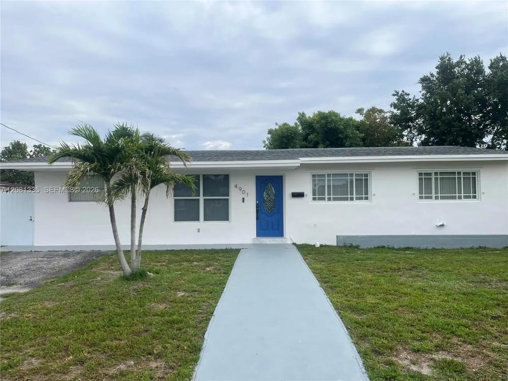 4901 NW 177th St Miami Gardens, FL 33055