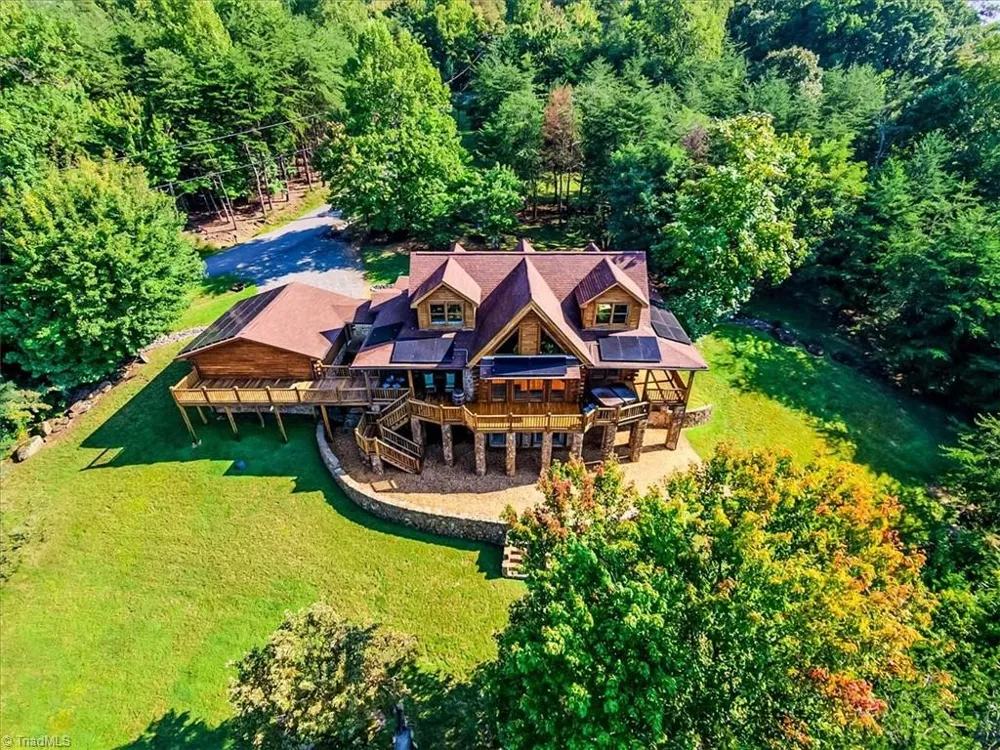 184 Grandview Circle Traphill, NC 28685
