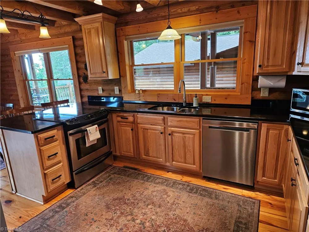 184 Grandview Circle Traphill, NC 28685