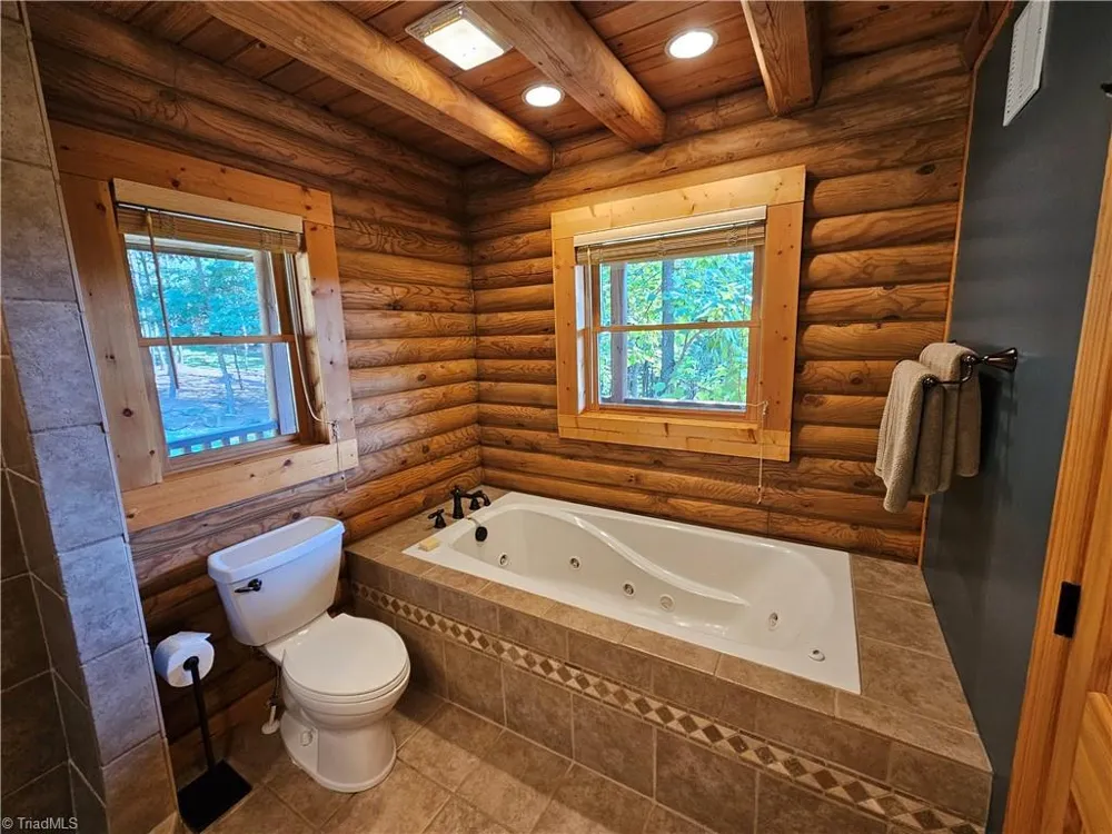 184 Grandview Circle Traphill, NC 28685