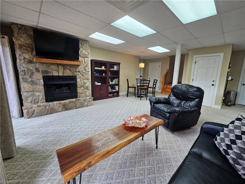 184 Grandview Circle Traphill, NC 28685