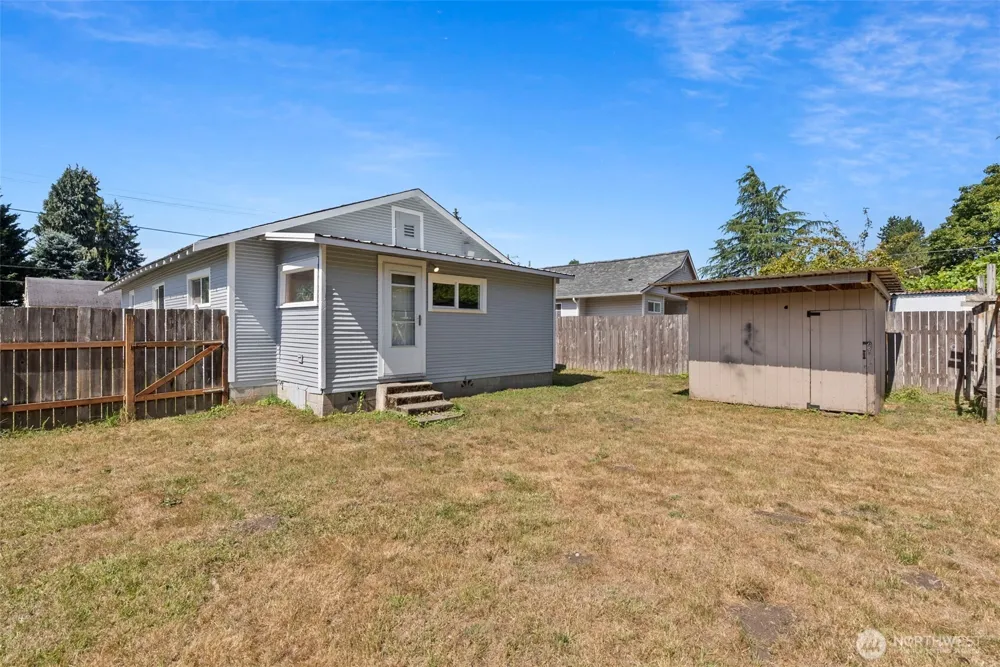 118 Buckner Street Centralia, WA 98531