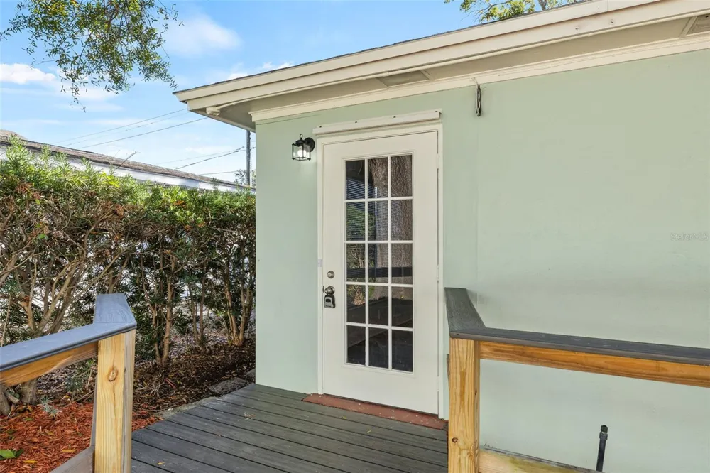 3817 W BAY TO BAY BOULEVARD Tampa, FL 33629