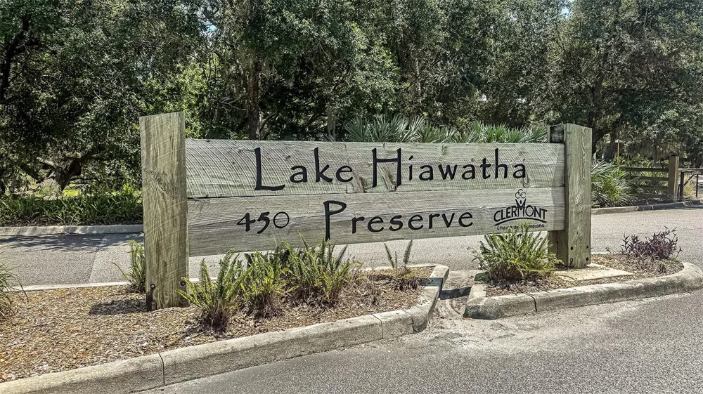 7760 CLOUDBURST DRIVE Groveland, FL 34736