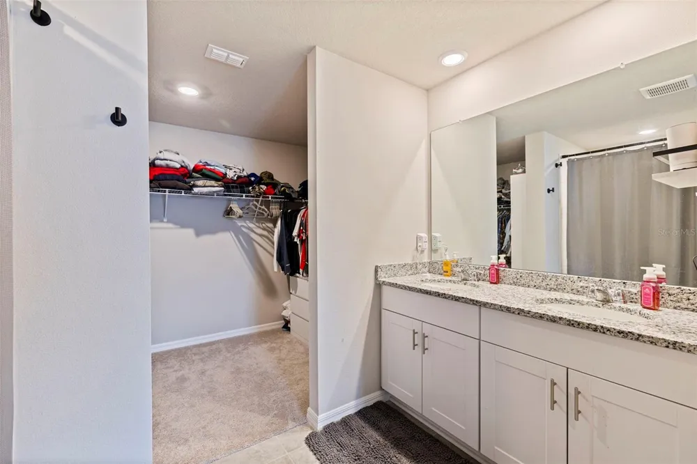 7117 BOGGY CREEK PLACE Parrish, FL 34219