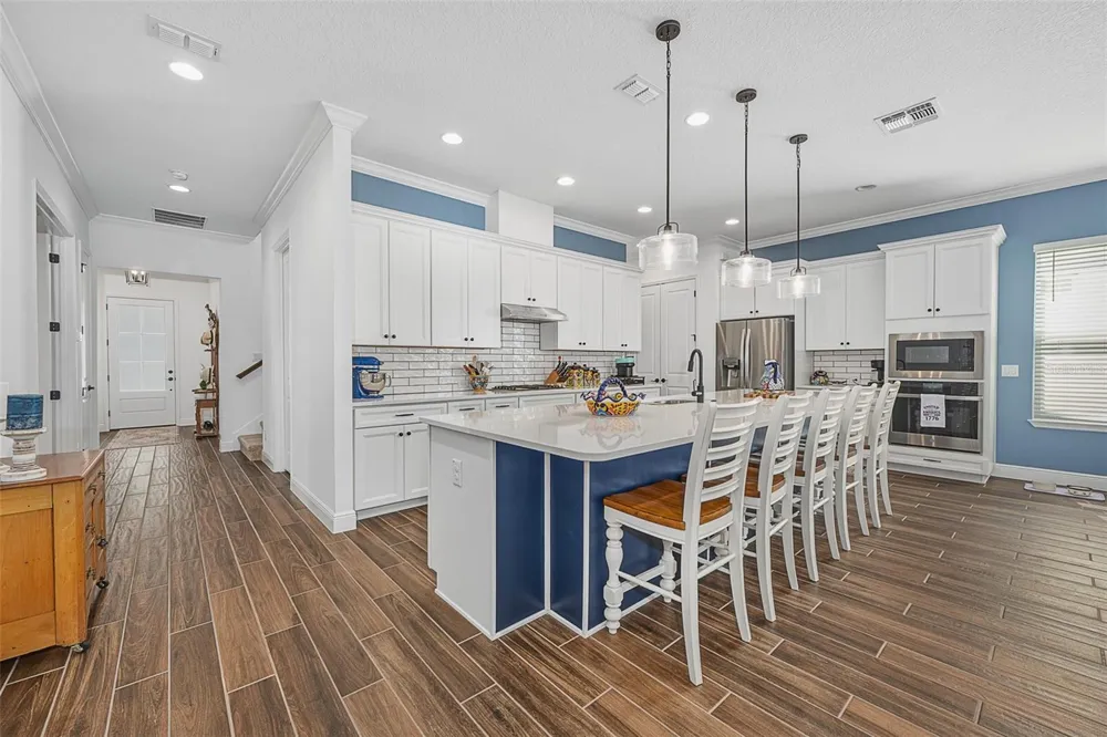 7748 FOUR SEASONS BOULEVARD Kissimmee, FL 34747