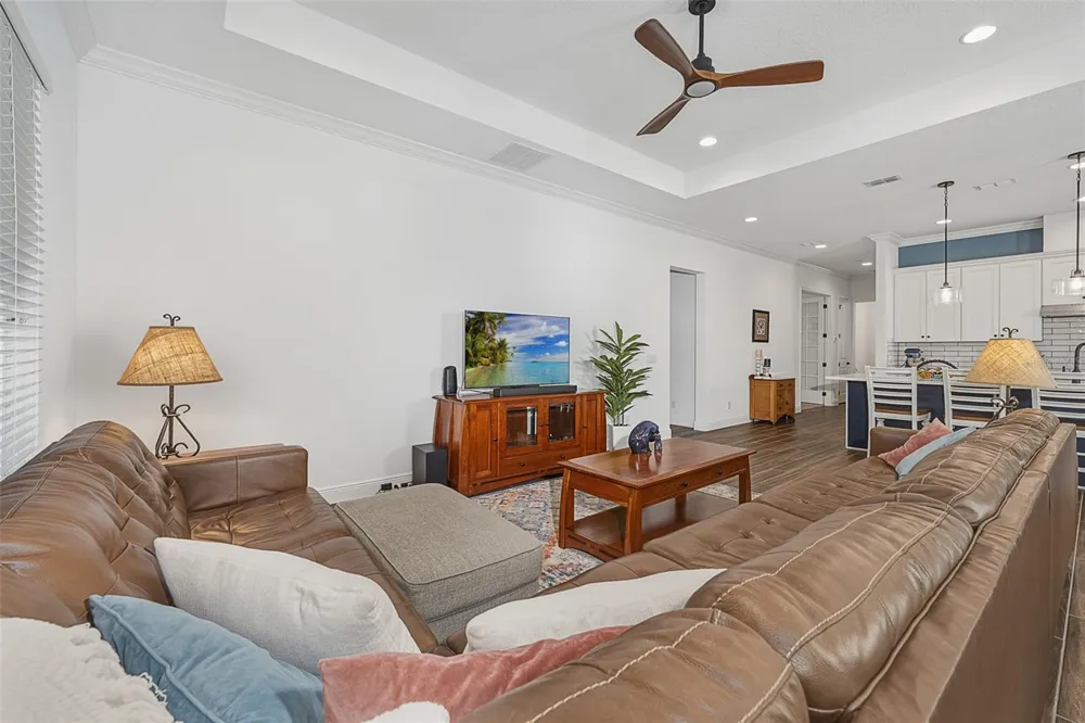 7748 FOUR SEASONS BOULEVARD Kissimmee, FL 34747