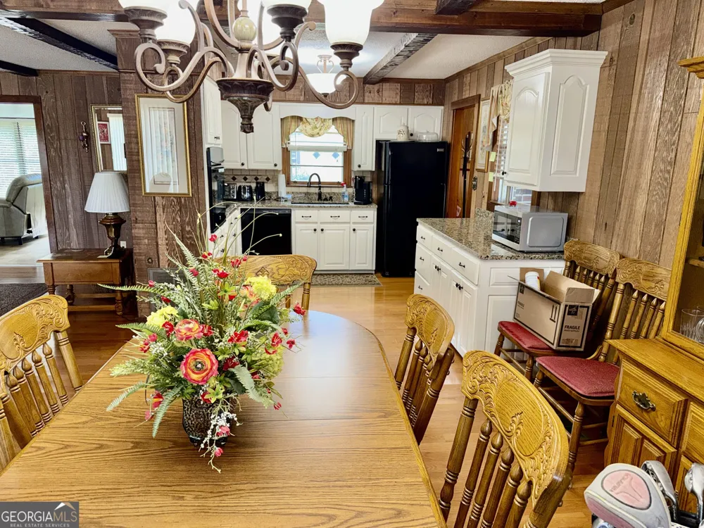 95 Race ST Hartwell, GA 30643