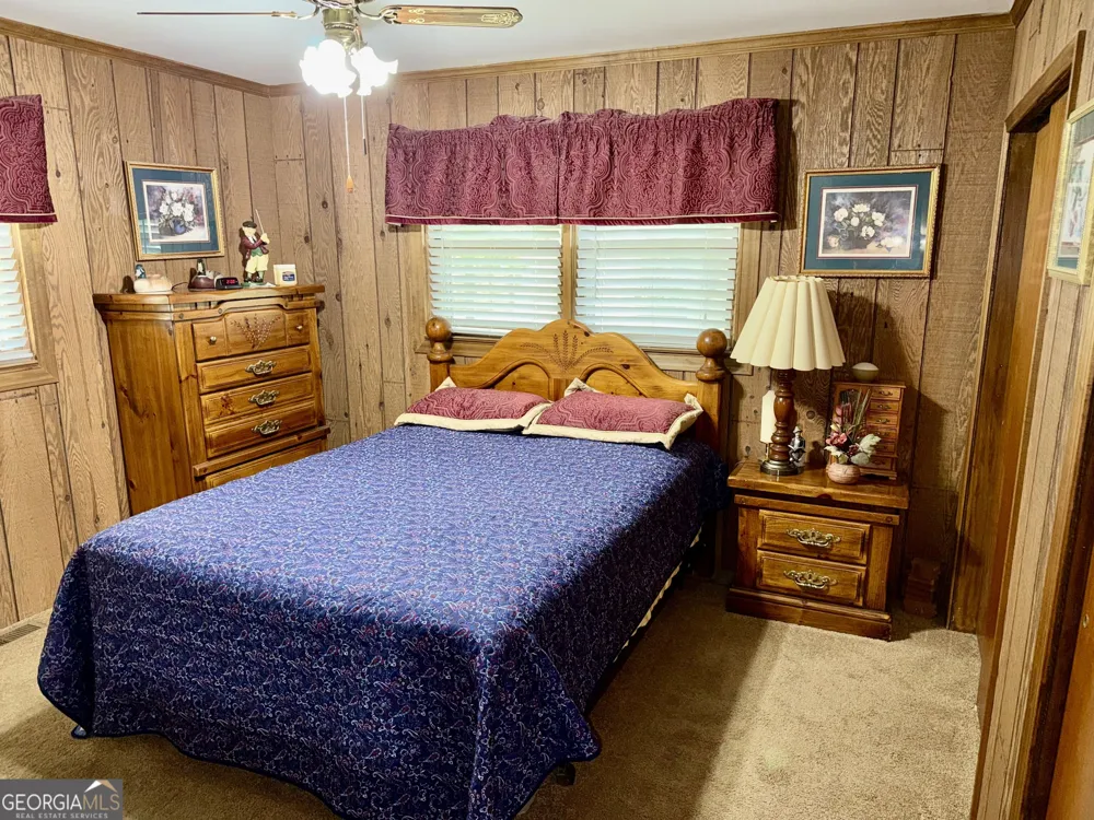 95 Race ST Hartwell, GA 30643