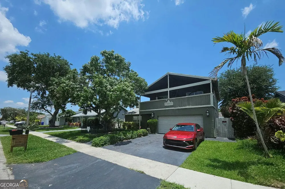 2003 SW 86th AVE North Lauderdale, FL 33068