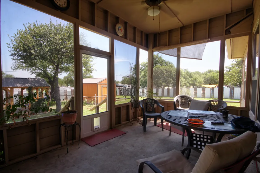 710 Panorama Drive Buchanan Dam, TX 78609