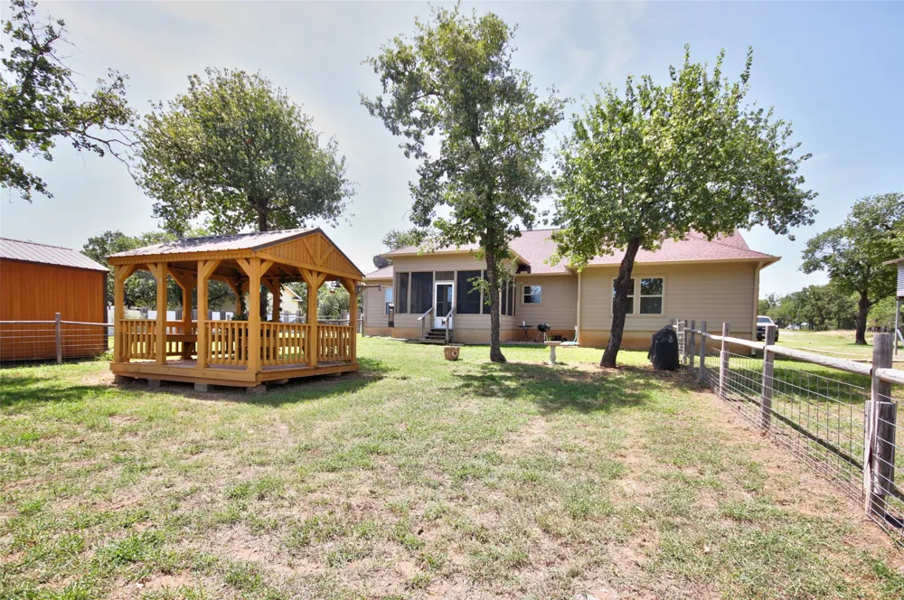 710 Panorama Drive Buchanan Dam, TX 78609