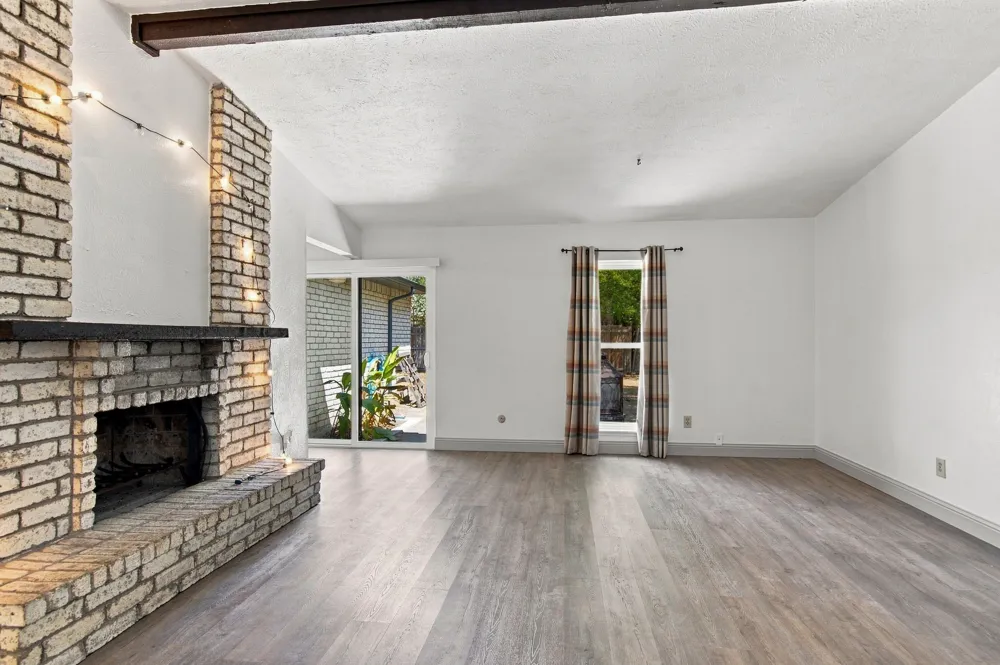 4025 Engleman Street Fort Worth, TX 76137