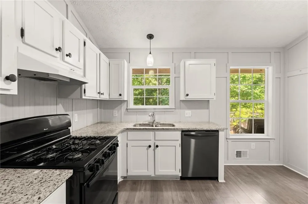 3613 Vinyard Way Lawrenceville, GA 30044