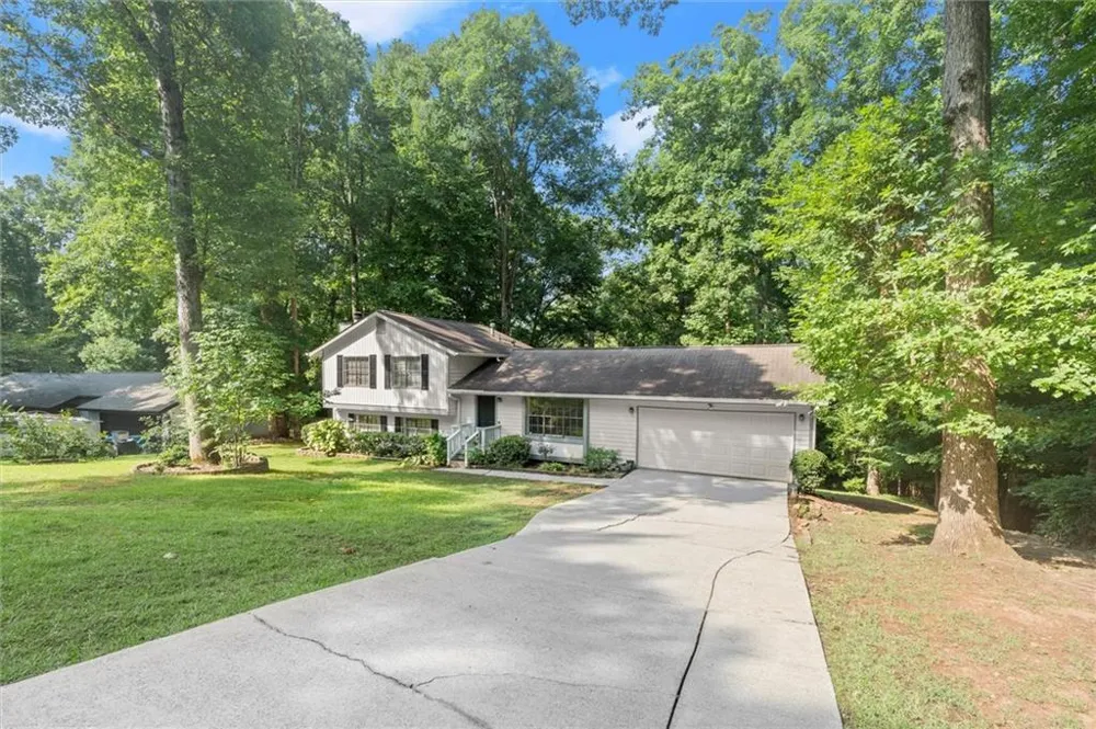 3613 Vinyard Way Lawrenceville, GA 30044