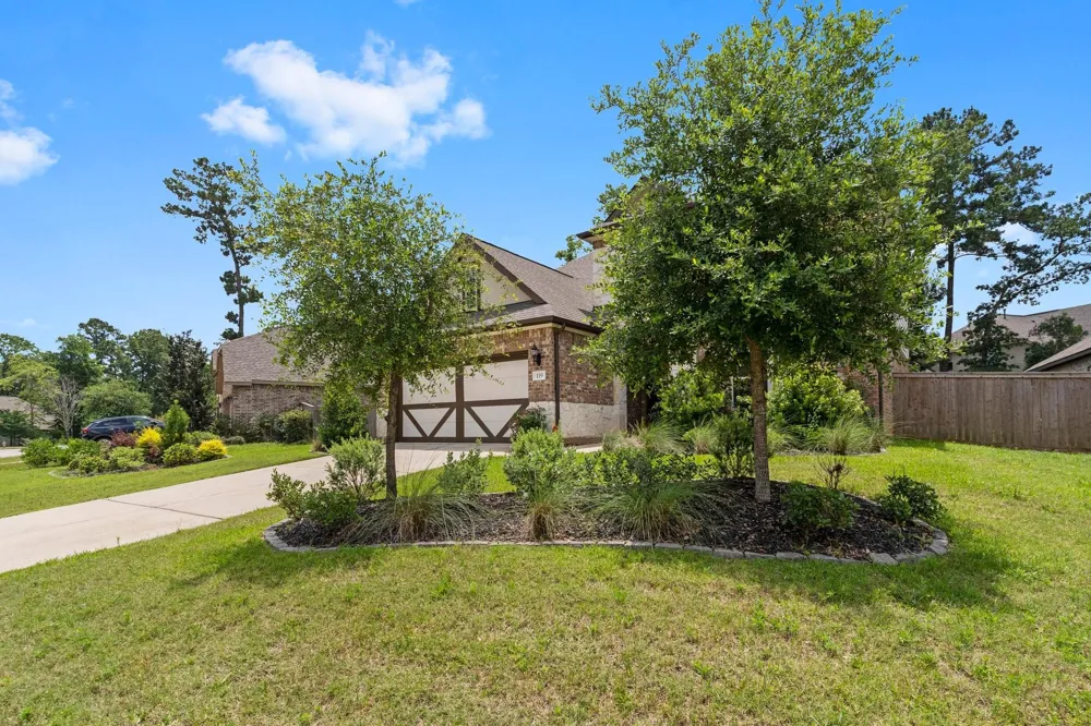 119 Bluebell Woods Way Willis, TX 77318