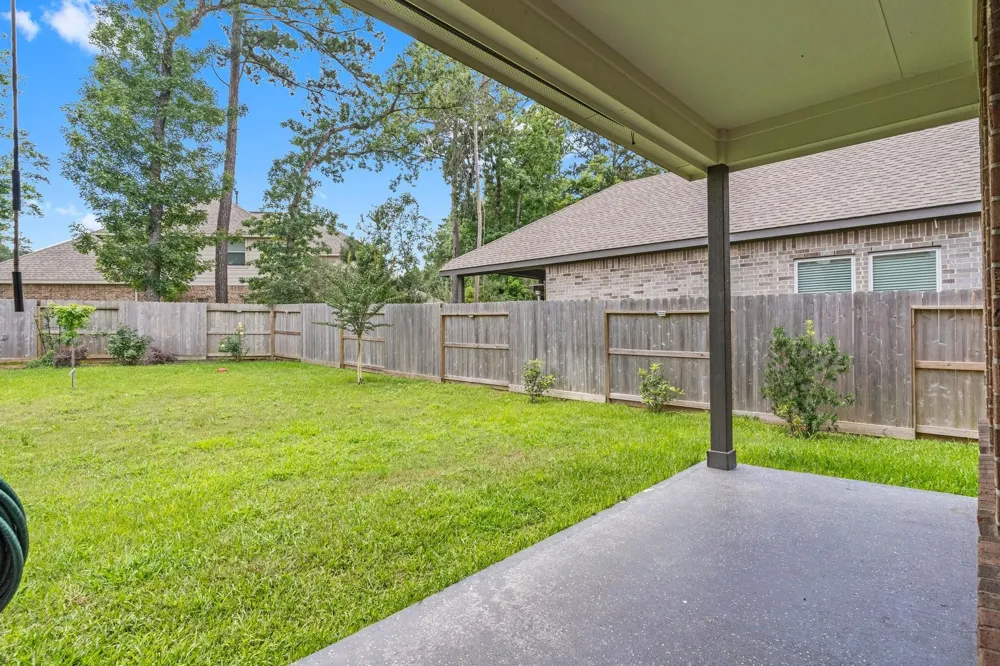 119 Bluebell Woods Way Willis, TX 77318