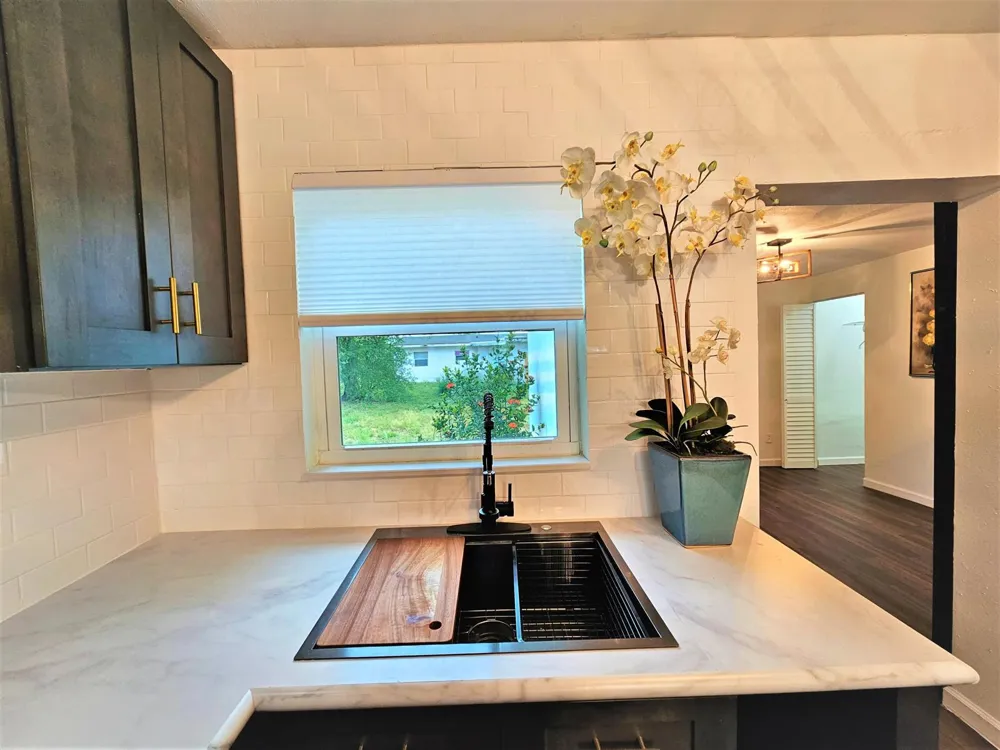 261 6th Court SW Vero Beach, FL 32962