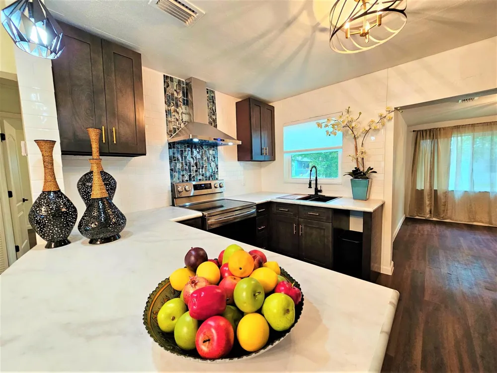 261 6th Court SW Vero Beach, FL 32962
