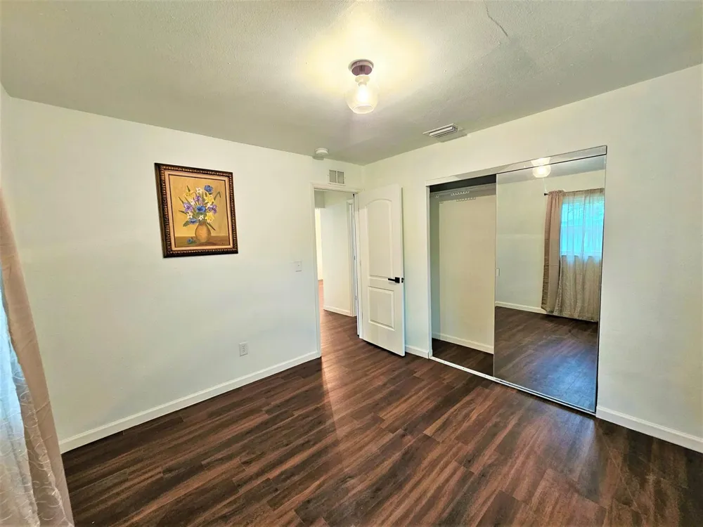 261 6th Court SW Vero Beach, FL 32962