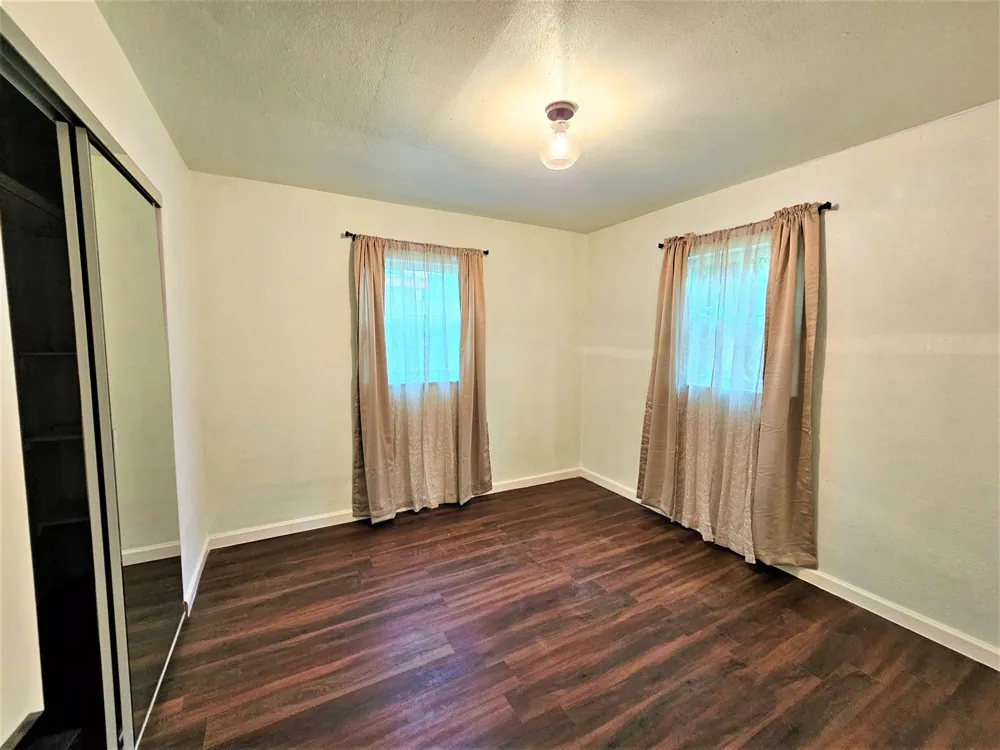 261 6th Court SW Vero Beach, FL 32962