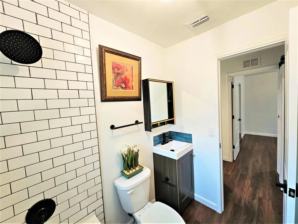 261 6th Court SW Vero Beach, FL 32962