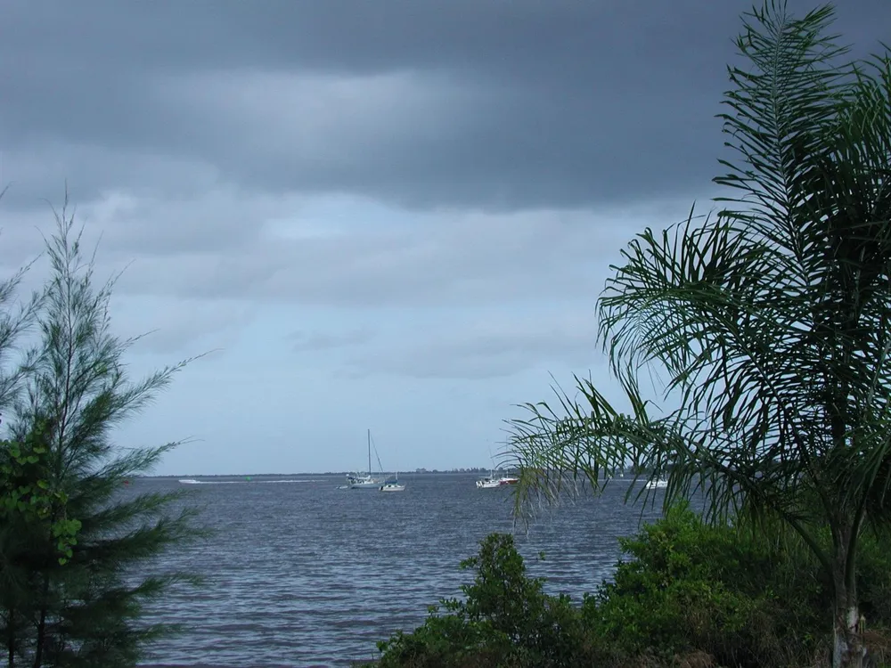 261 6th Court SW Vero Beach, FL 32962