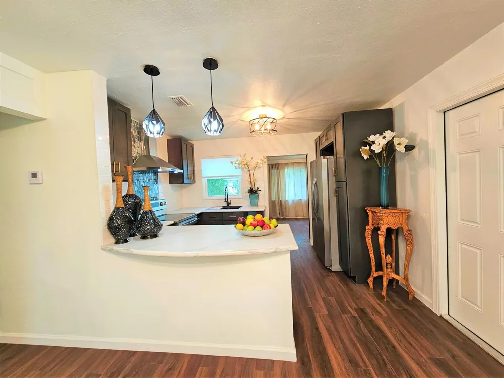 261 6th Court SW Vero Beach, FL 32962