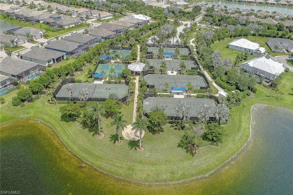 14540 Stern Way Naples, FL 34114
