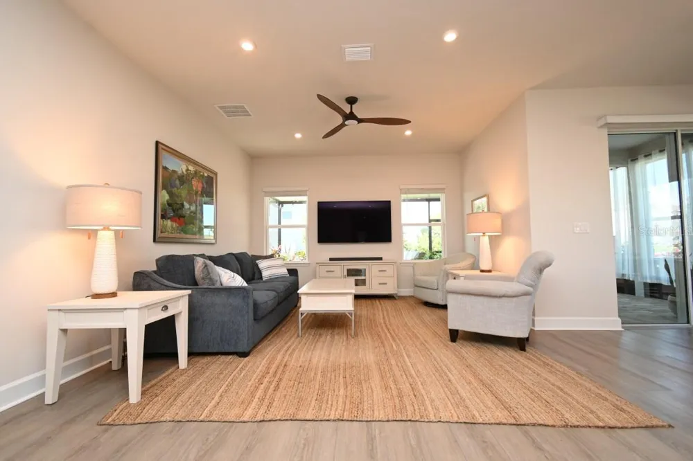 6650 PEBBLEBROOKE WAY Zephyrhills, FL 33541