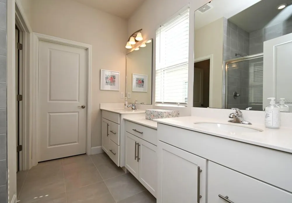6650 PEBBLEBROOKE WAY Zephyrhills, FL 33541
