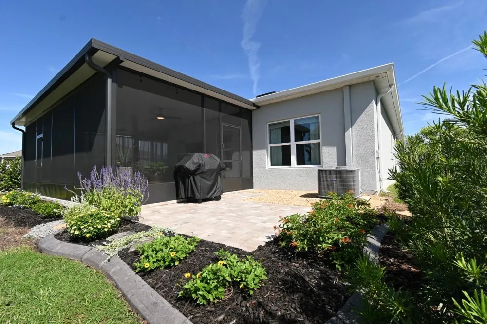 6650 PEBBLEBROOKE WAY Zephyrhills, FL 33541