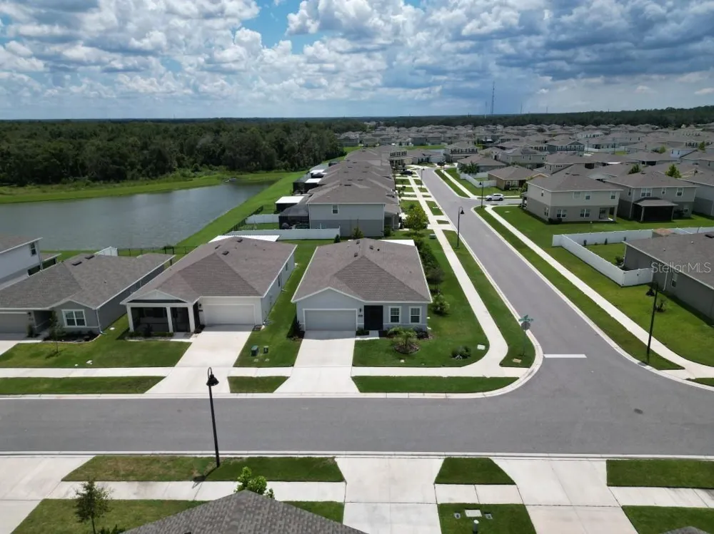 6650 PEBBLEBROOKE WAY Zephyrhills, FL 33541