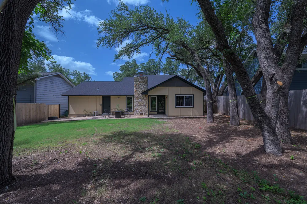 415 Baldridge Drive Austin, TX 78748