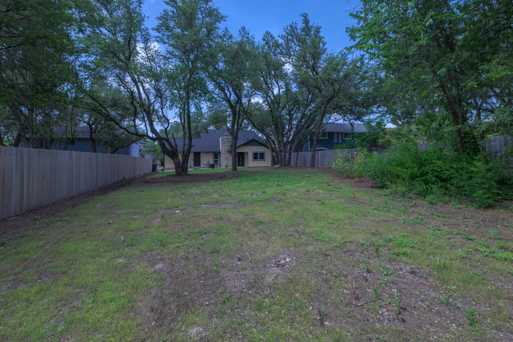 415 Baldridge Drive Austin, TX 78748